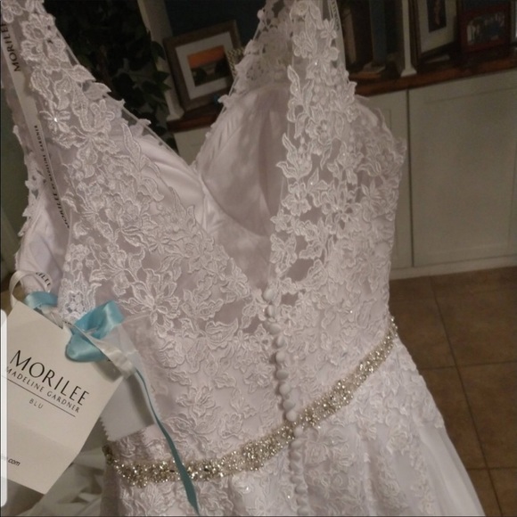 Wedding dress